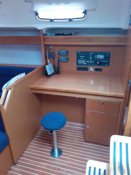 Book yachts online - sailboat - Bavaria 43 Cruiser - Beta  - rent