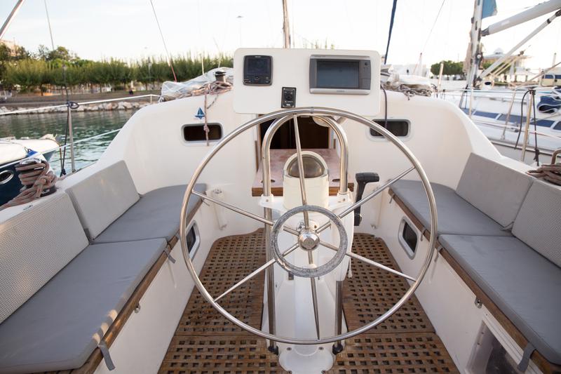 Book yachts online - sailboat - Feeling Kirie 39 - GAMMA  - rent