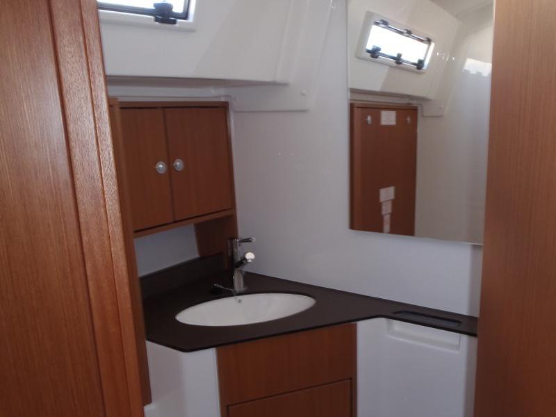 Book yachts online - sailboat - Bavaria Cruiser 45 - Albatros - rent