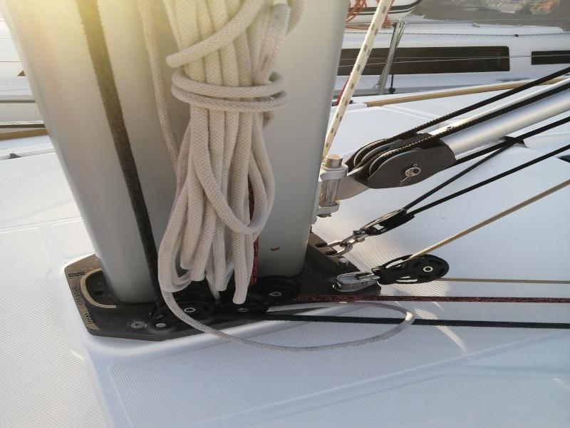 Book yachts online - sailboat - Sun Odyssey 439 - Mario - rent