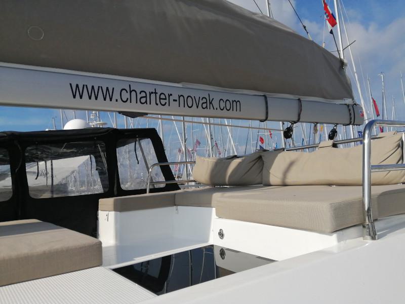 Book yachts online - catamaran - Saona 47 - Aquarius III - rent