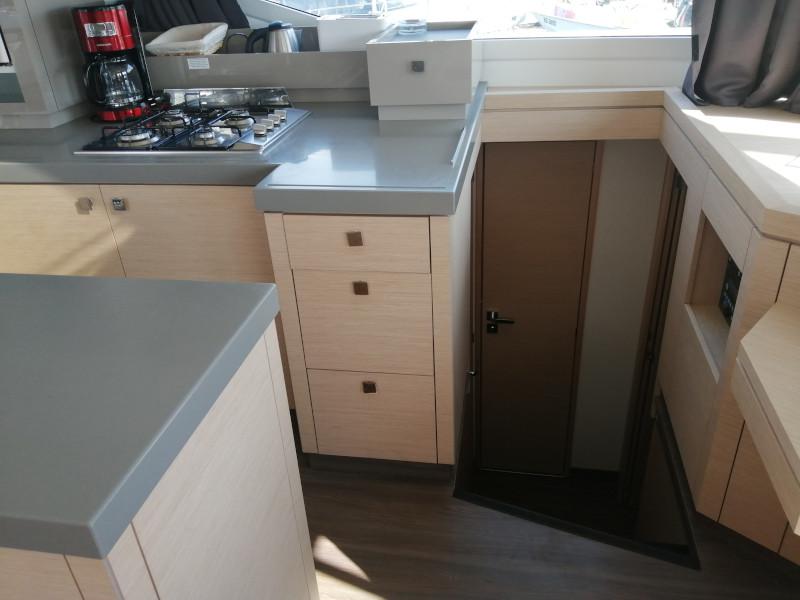 Book yachts online - catamaran - Saona 47 - Aquarius III - rent