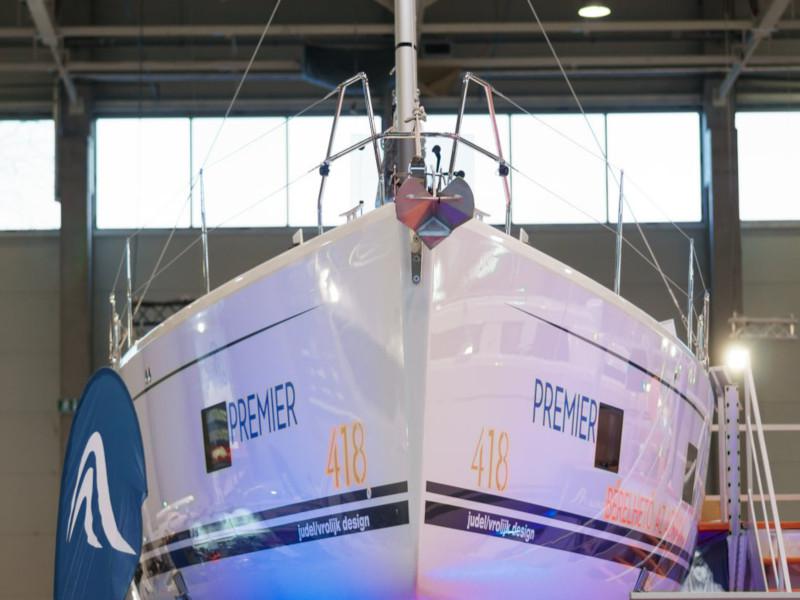 Book yachts online - sailboat - Hanse 418 - Aloisia - rent