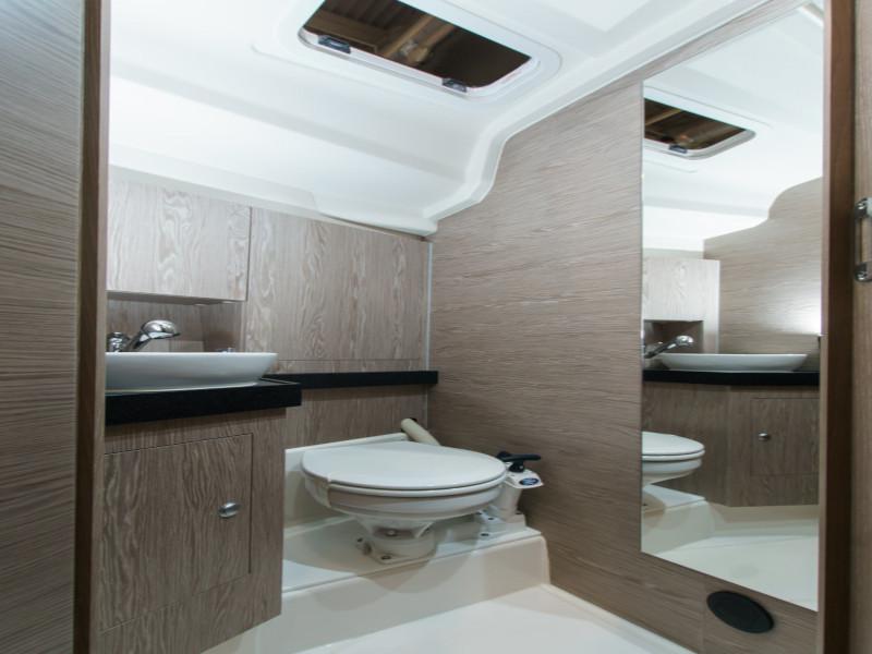 Book yachts online - sailboat - Hanse 418 - Aloisia - rent