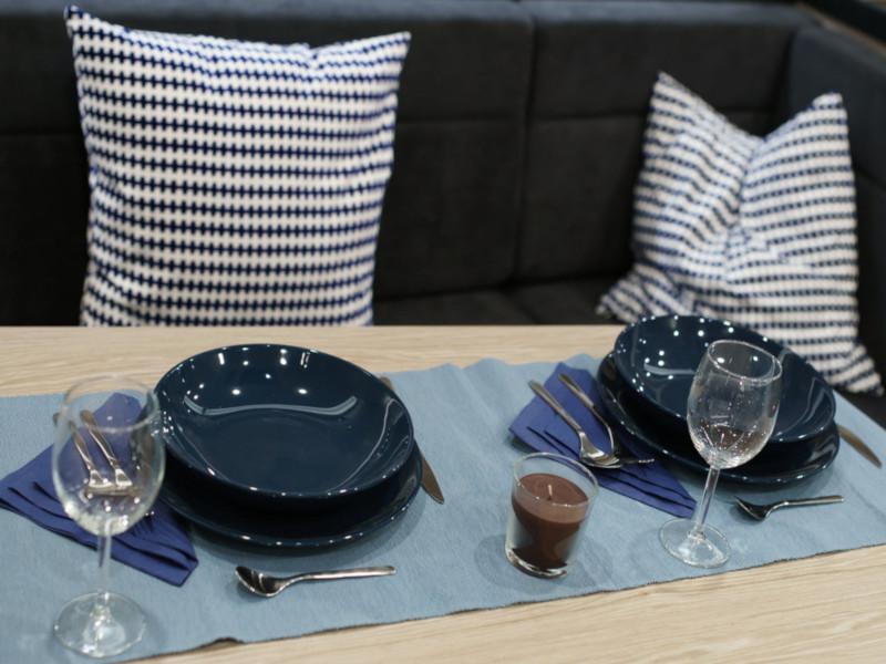 Book yachts online - sailboat - Hanse 418 - Aloisia - rent