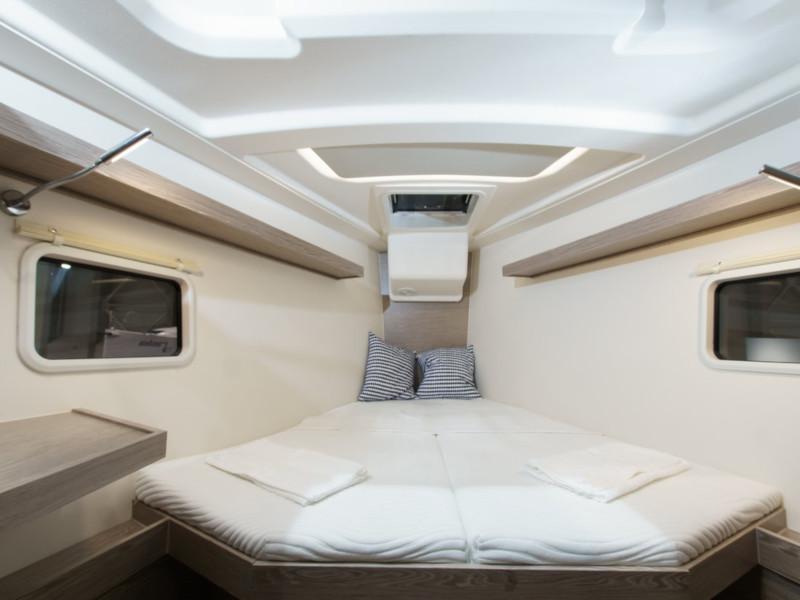 Book yachts online - sailboat - Hanse 418 - Aloisia - rent