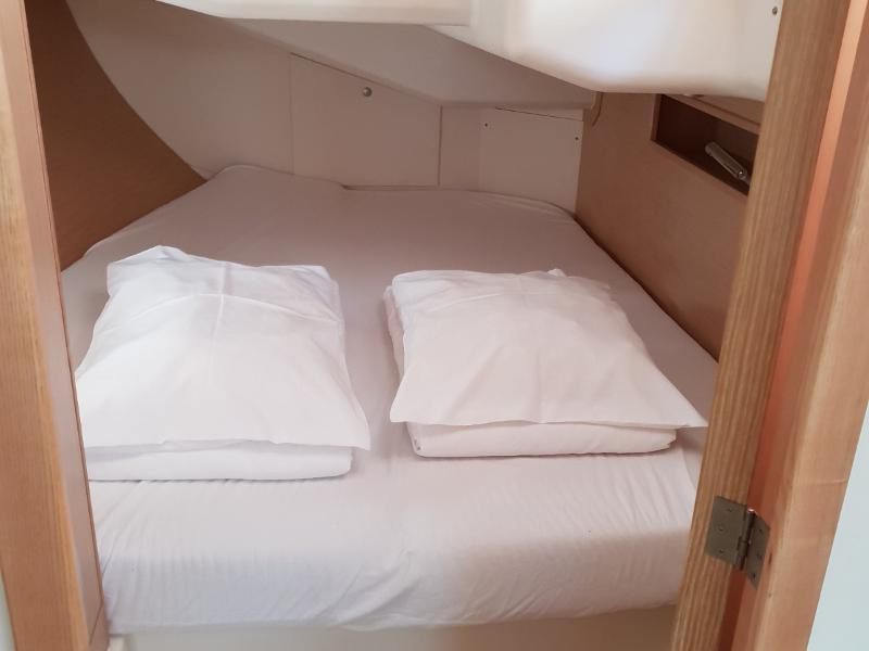 Book yachts online - sailboat - Hanse 455 - Melanie M - rent