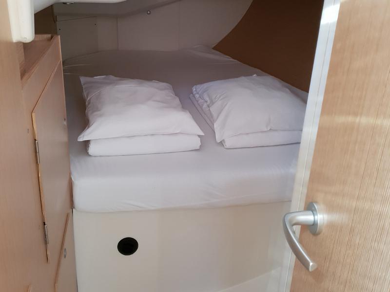 Book yachts online - sailboat - Hanse 455 - Melanie M - rent