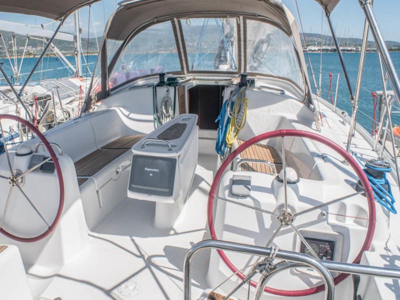 Book yachts online - sailboat - BENETEAU  Cyclades 43.4 2008/REFIT 2019 - RUBY  - rent