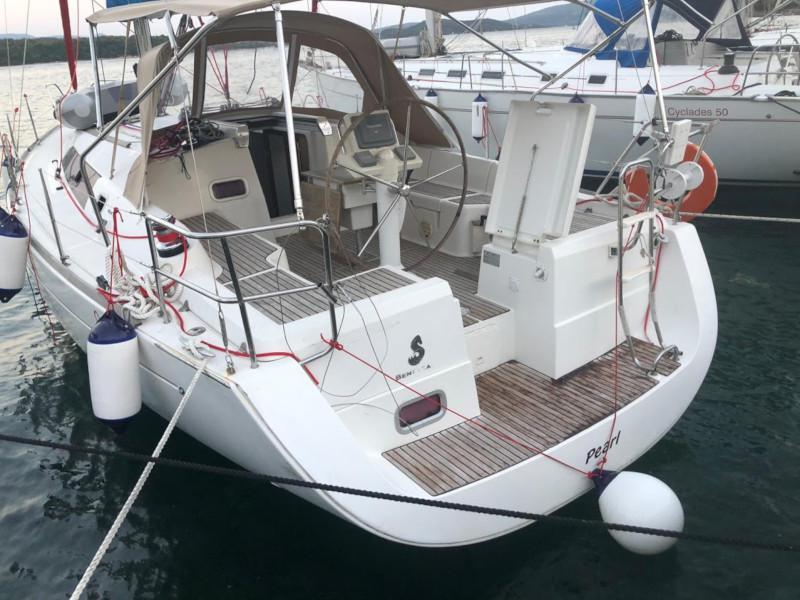 Book yachts online - sailboat - BENETEAU Oceanis 37 REFIT 2019 - PEARL - rent