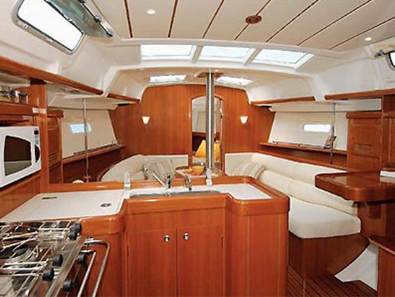 Book yachts online - sailboat - Oceanis 373 - Mirfak - rent