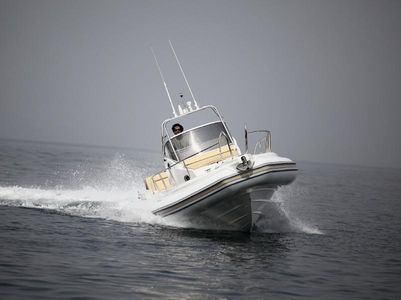 Book yachts online - motorboat - Lomac 1100 - Damiano - rent