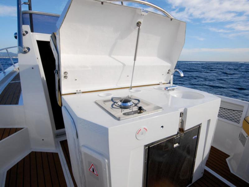 Book yachts online - motorboat - Lomac 1100 - Damiano - rent