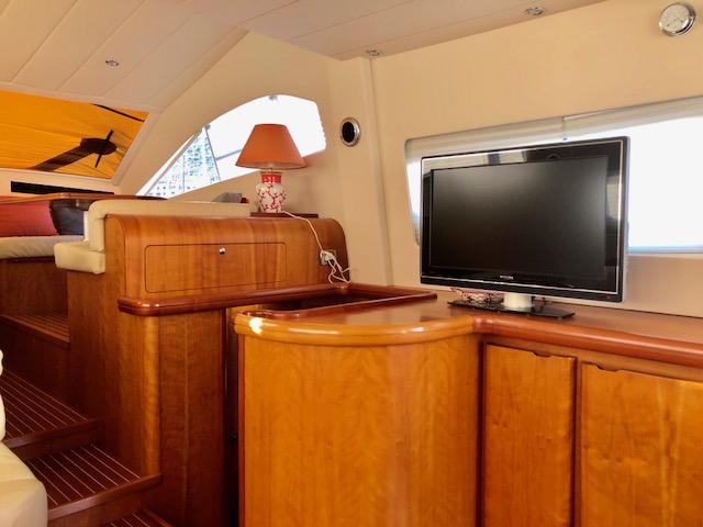 Book yachts online - motorboat - Maestrale 52 - Maestrale 52 - rent