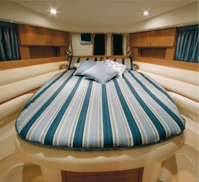 Book yachts online - motorboat - Blu Martin 46 ST - Profondo Blu - rent