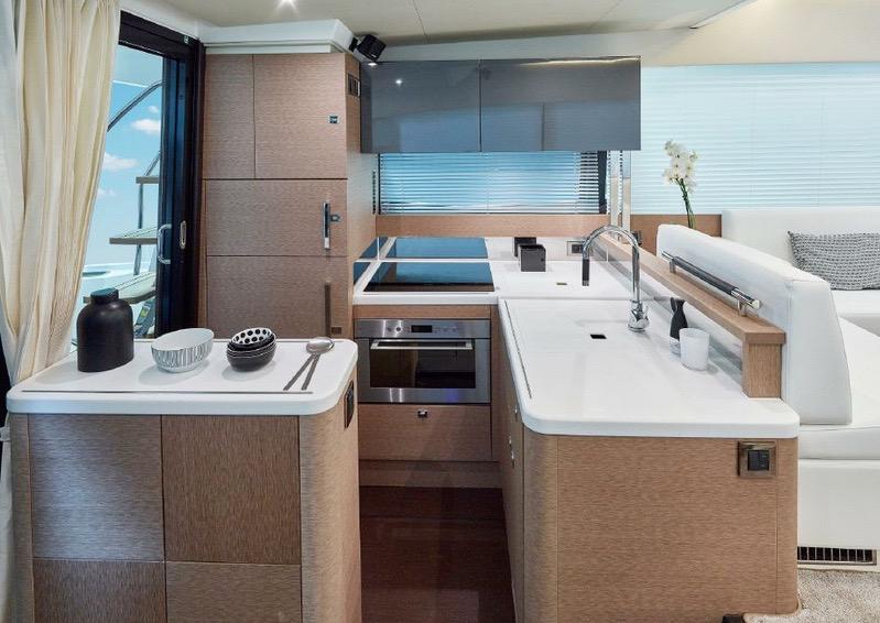 Book yachts online - motorboat - Prestige 500 Fly - Sardegna Blu - rent