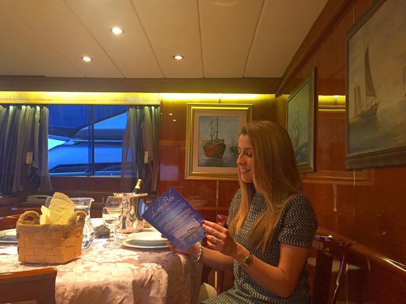 Book yachts online - motorboat - Falcon 76 - Lady Bibi - rent