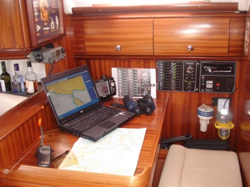 Book yachts online - sailboat - Bavaria 38 - Freedom - Bavaria 38 Cruiser - rent