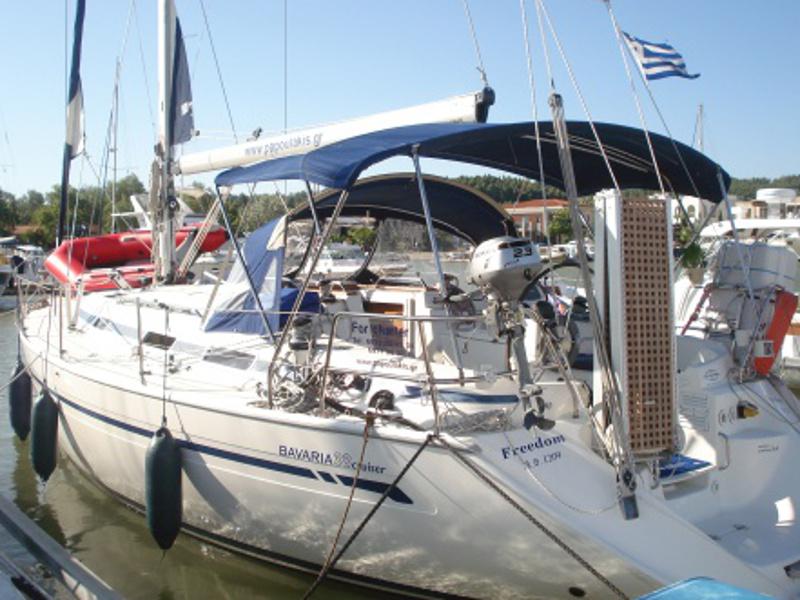 Book yachts online - sailboat - Bavaria 38 - Freedom - Bavaria 38 Cruiser - rent
