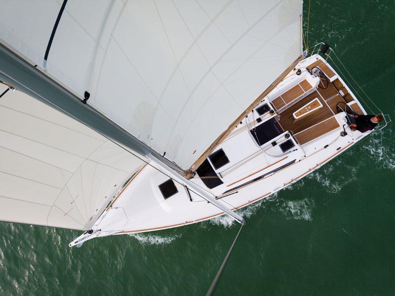 Book yachts online - sailboat - Dufour 350 Grand Large - IDA 2017 - rent