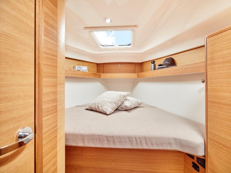 Book yachts online - sailboat - Elan 40.1 - TOP SECRET new 2020 - rent