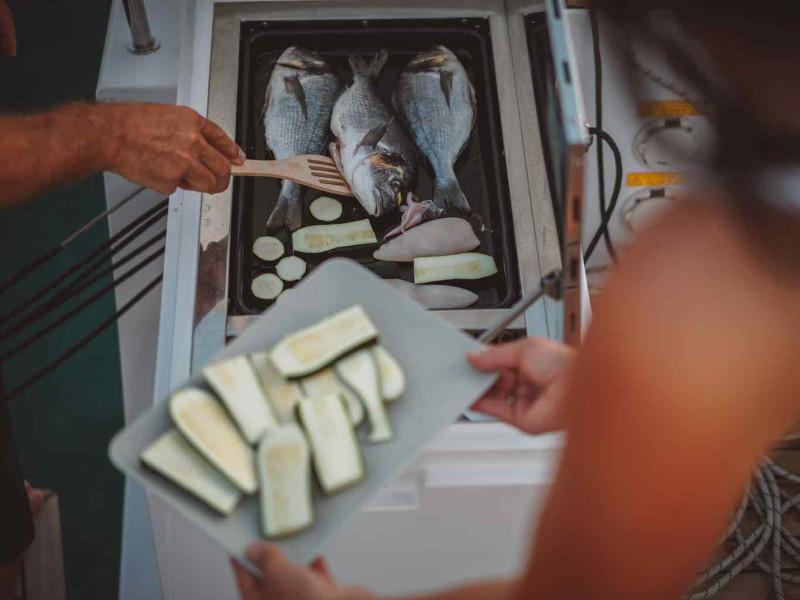 Book yachts online - sailboat - Elan 40.1 - TOP SECRET new 2020 - rent