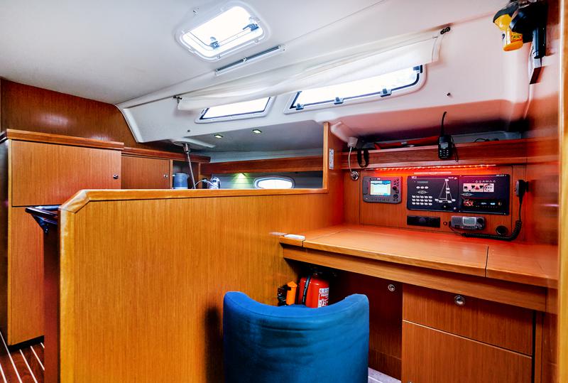 Book yachts online - sailboat - Bavaria 51 - Nereida (FREE WIFI) - rent