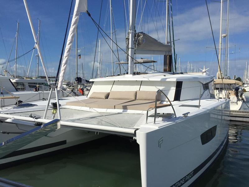 Book yachts online - catamaran - Lucia 40 - Papaya (!!!!from Monday!) - rent