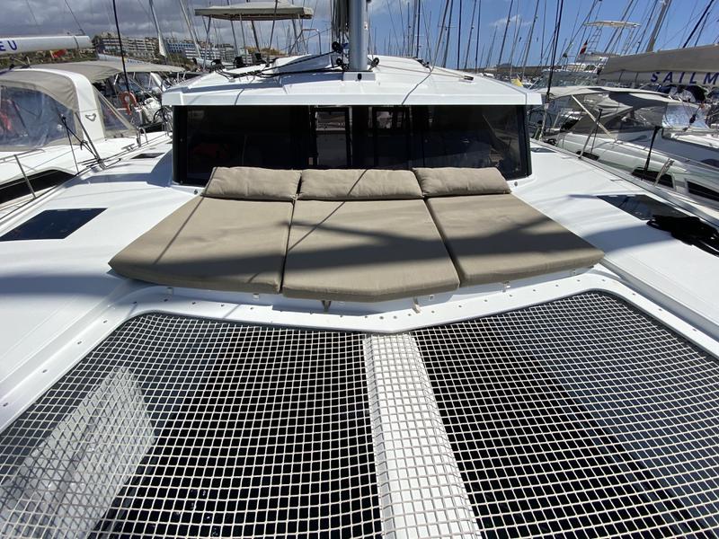 Book yachts online - catamaran - Lucia 40 - Papaya (!!!!from Monday!) - rent