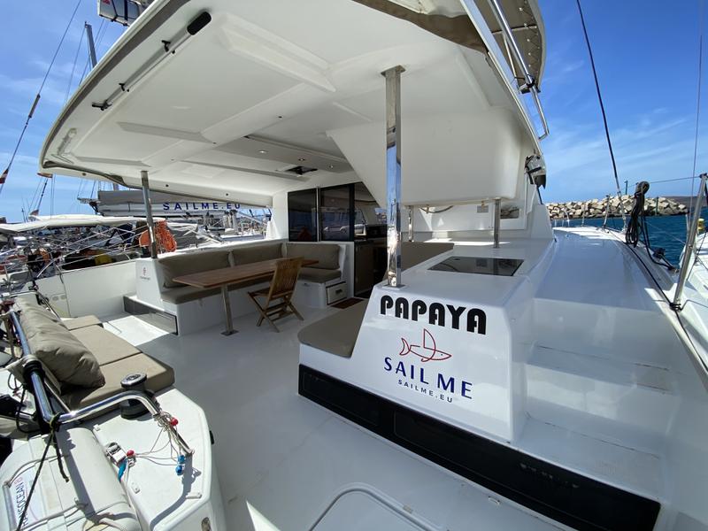 Book yachts online - catamaran - Lucia 40 - Papaya (!!!!from Monday!) - rent