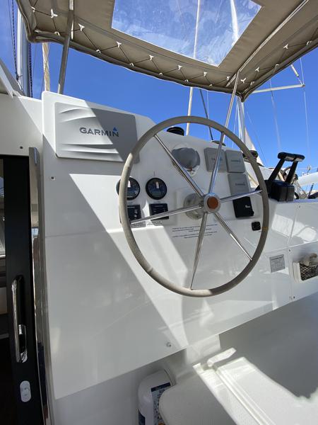 Book yachts online - catamaran - Lucia 40 - Papaya (!!!!from Monday!) - rent