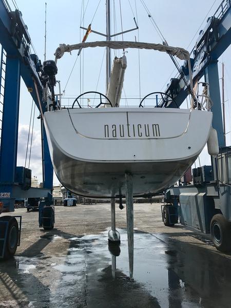 Book yachts online - sailboat - Hanse 400 - Nauticum (!!!from Monday. FREE WIFI) - rent