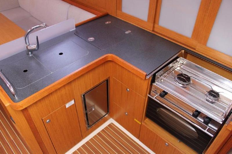 Book yachts online - sailboat - Hanse 400 - Nauticum (!!!from Monday. FREE WIFI) - rent