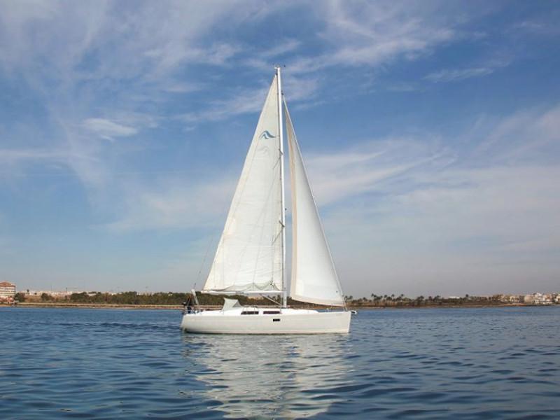 Book yachts online - sailboat - Hanse 400 - Nauticum (!!!from Monday. FREE WIFI) - rent