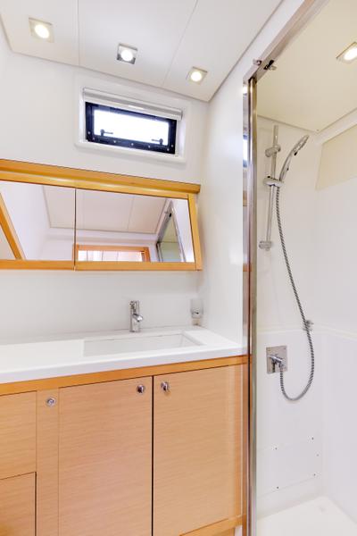 Book yachts online - catamaran - Lagoon 52F - Neptuno  - rent