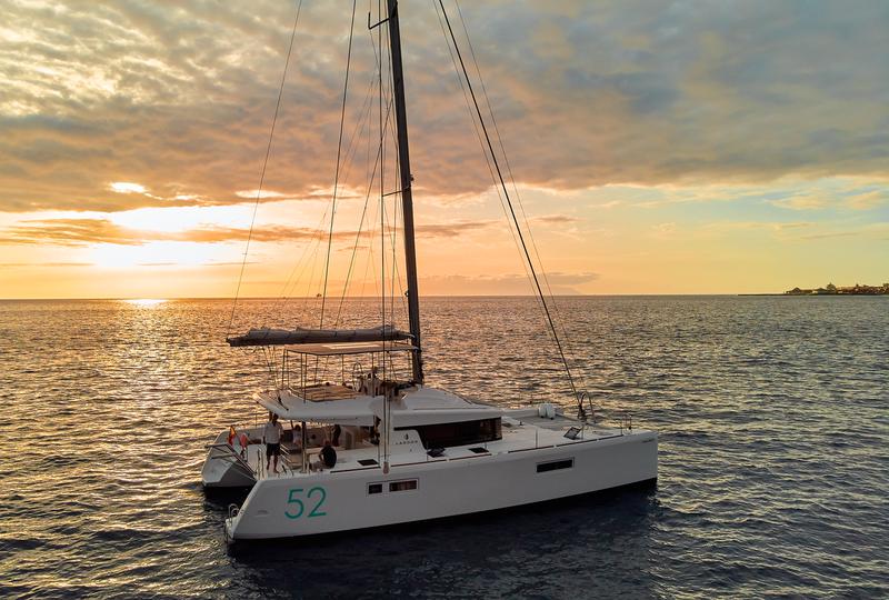 Book yachts online - catamaran - Lagoon 52F - Neptuno  - rent