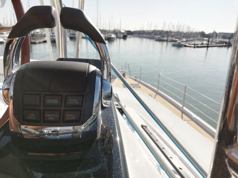 Book yachts online - catamaran - Fountaine Pajot Alegria 67 - Isola - rent