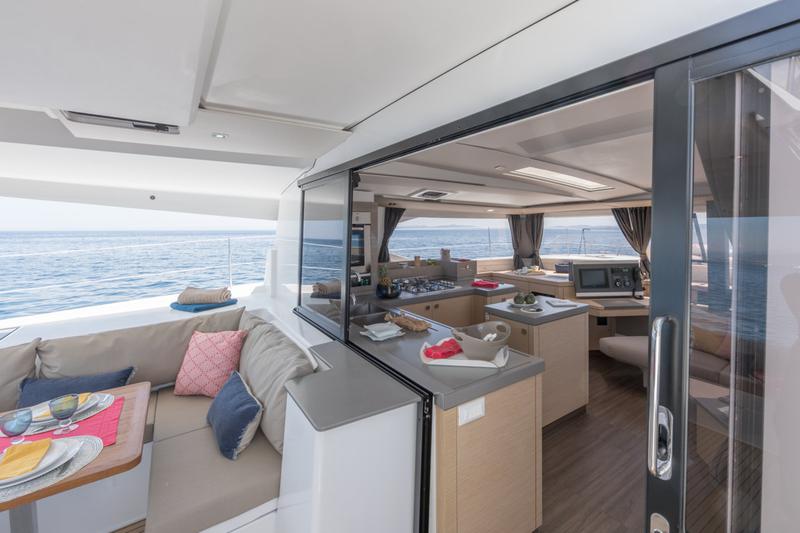 Book yachts online - catamaran - Fountaine Pajot Saona 47 - Ancora Reha - rent