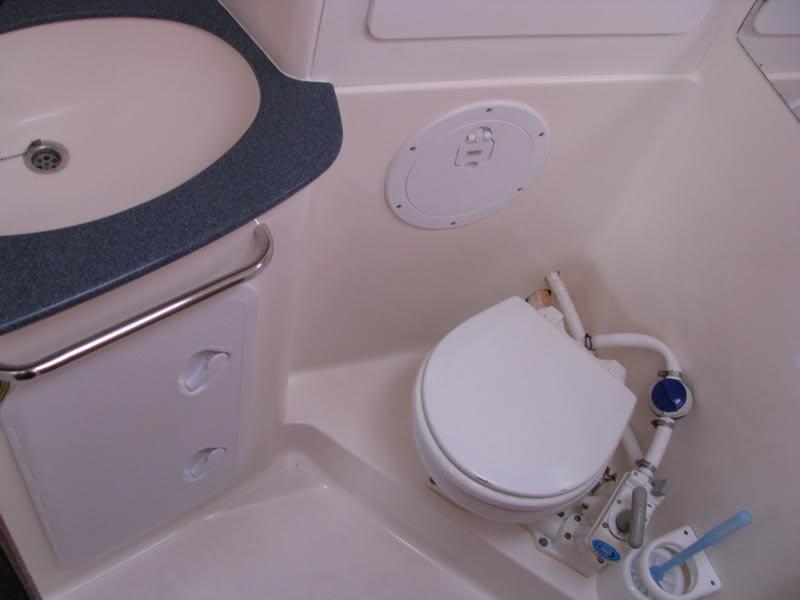 Book yachts online - sailboat - Bavaria 36 - Diana - rent