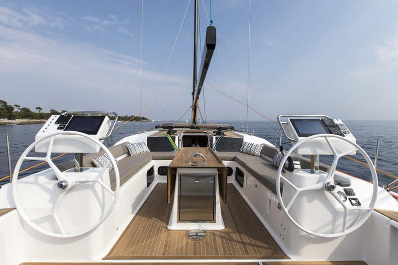 Book yachts online - sailboat - Dufour 56 Exclusive - INVICTUS - rent