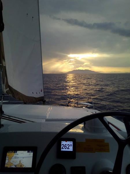 Book yachts online - catamaran - Bali 4.1 - Double Kiss - rent