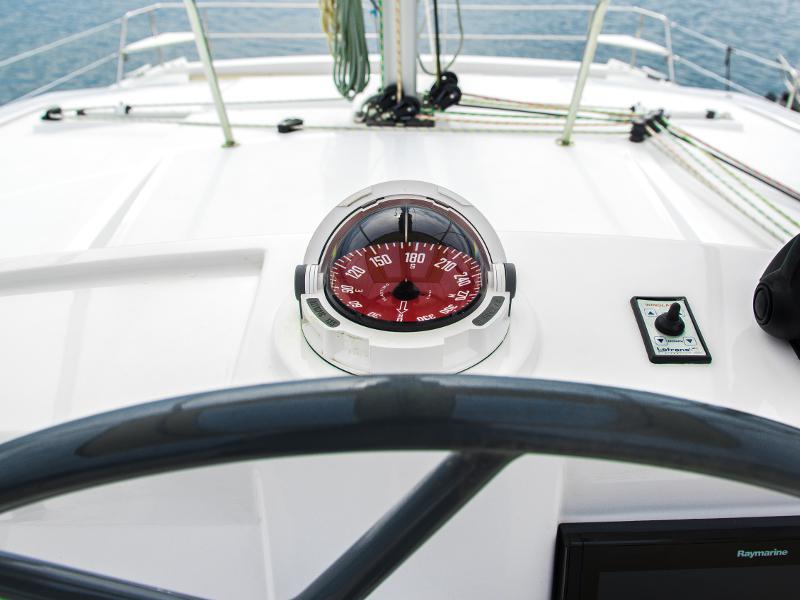 Book yachts online - catamaran - Bali 4.5 - Butterfly - rent