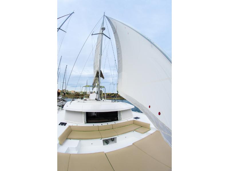Book yachts online - catamaran - Bali 4.5 - Butterfly - rent
