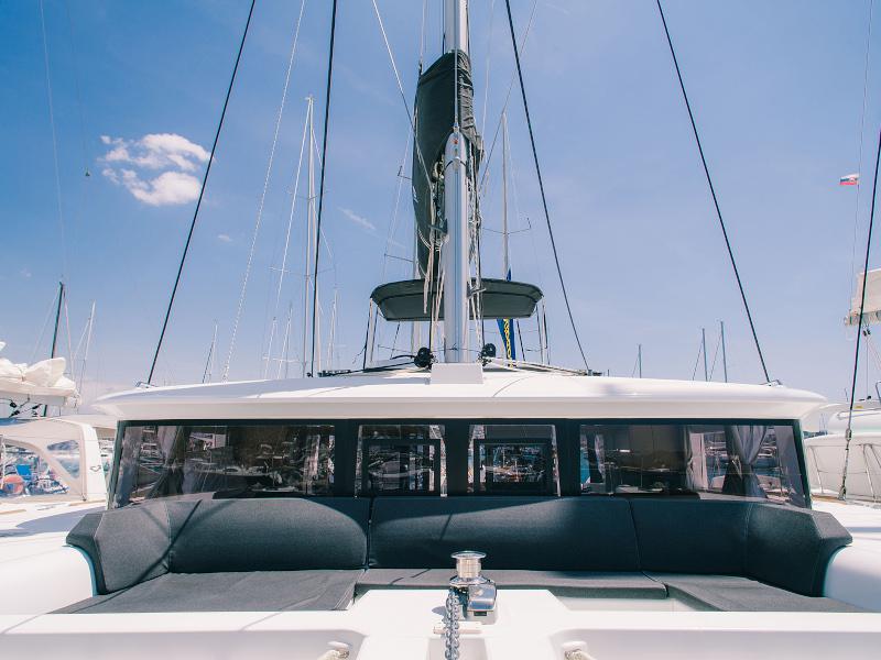 Book yachts online - catamaran - Lagoon 450  Flybridge - Rakhel - rent
