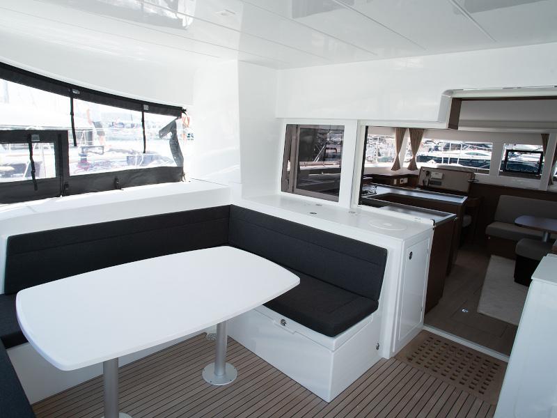 Book yachts online - catamaran - Lagoon 450 Sport - Hanna I. - rent