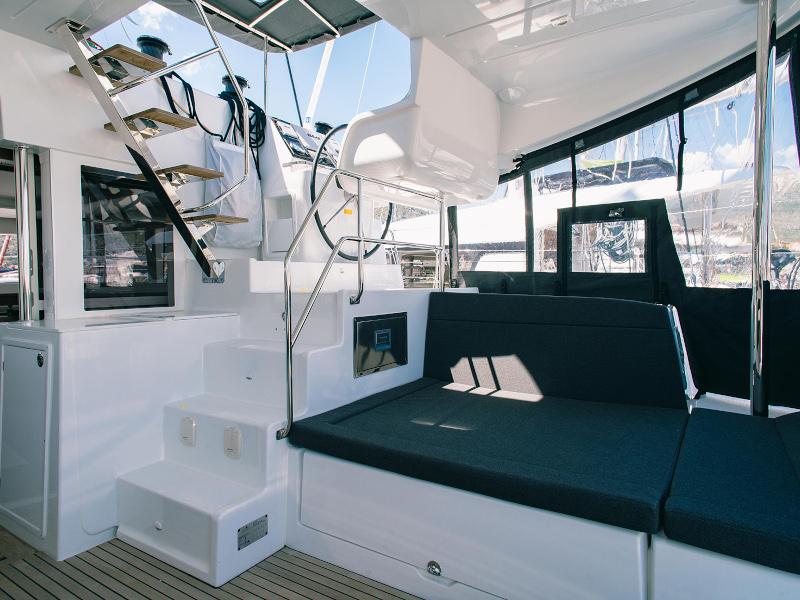 Book yachts online - catamaran - Lagoon 450 Sport - Hanna I. - rent