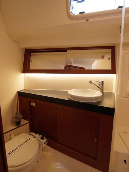 Book yachts online - sailboat - Hanse 415 - Mickey - rent