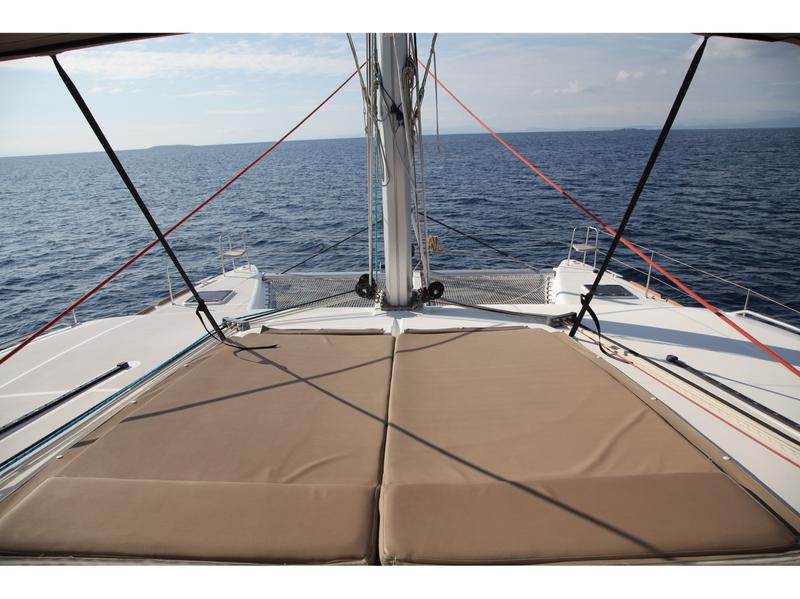 Book yachts online - catamaran - Lagoon 450 - Poseidon - rent
