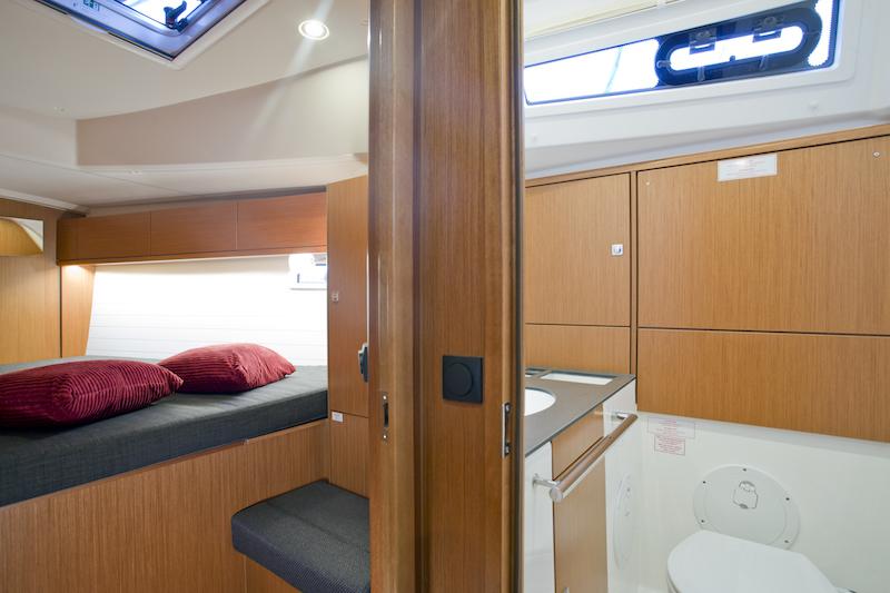 Book yachts online - sailboat - Bavaria 46 Cruiser - Avatar - rent