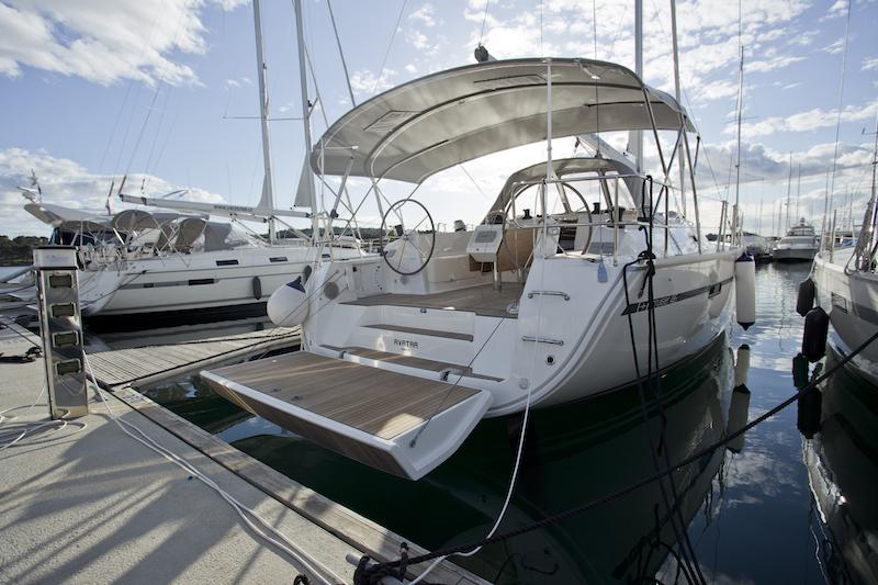 Book yachts online - sailboat - Bavaria 46 Cruiser - Avatar - rent
